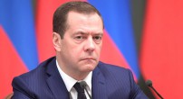 Медведев внес «существенные» изменения в ПДД 